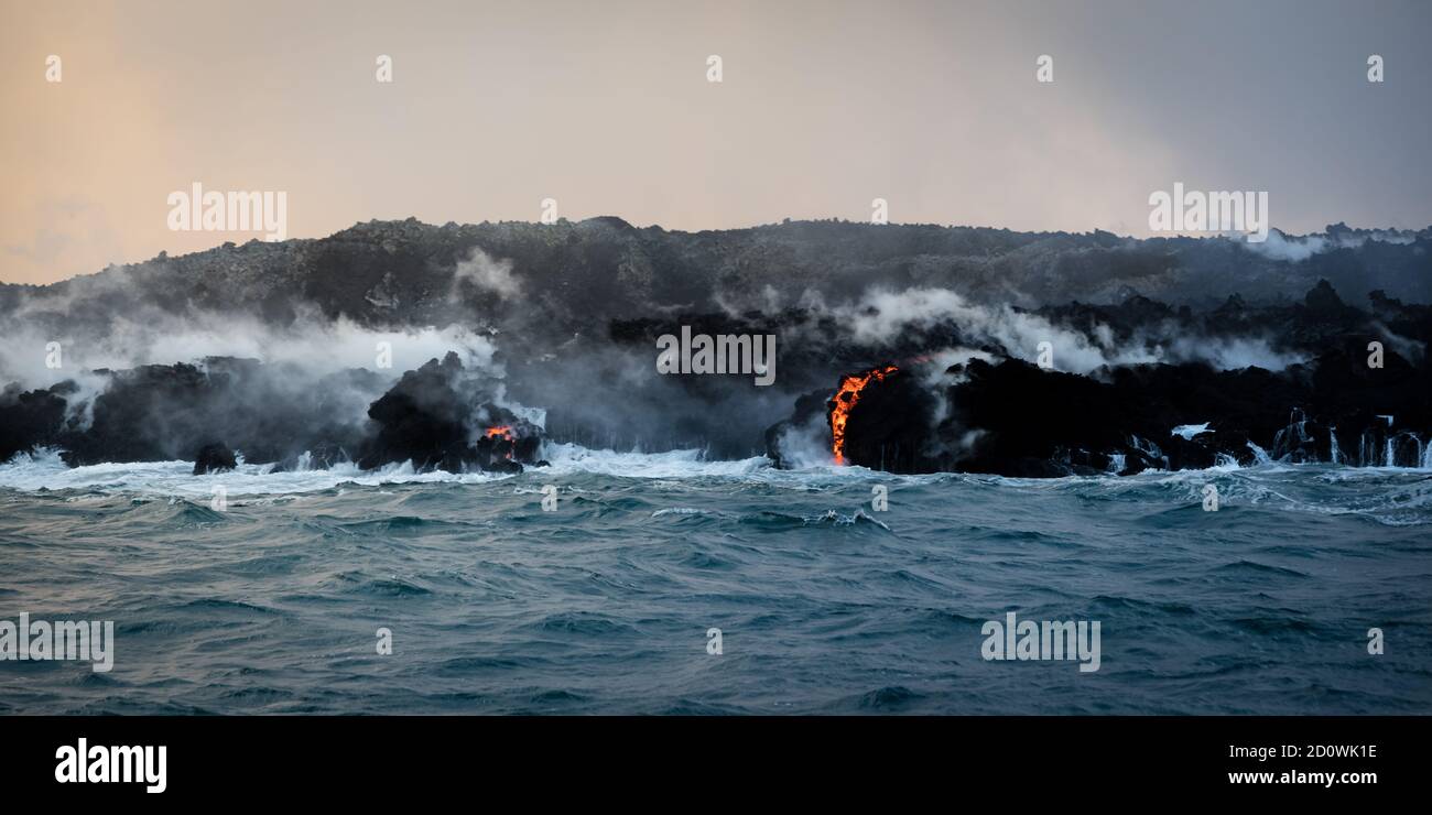 Hawaiian eruption fotografías e imágenes de alta resolución - Alamy