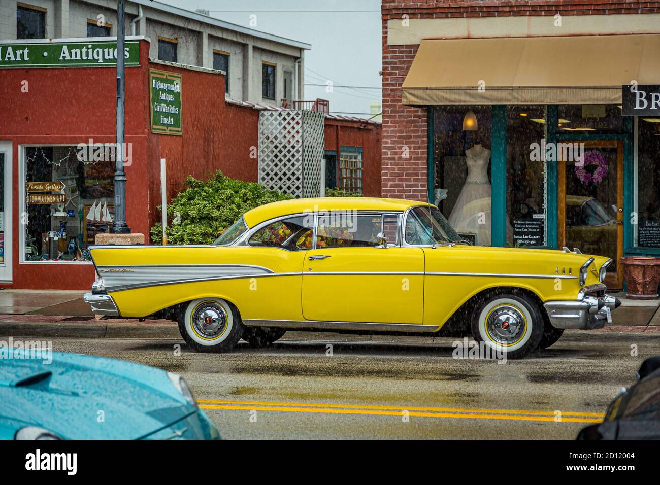 New Smyrna Beach Fl 12 De Agosto De 17 1957 Chevrolet Belair En El Canal Street Car Show Bajo La Lluvia Fotografia De Stock Alamy New Smyrna Beach Fl 12 De Agosto De 17 1957 Chevrolet Belair En El Canal Street Car Show Bajo La Lluvia Fotografia De Stock Alamy
