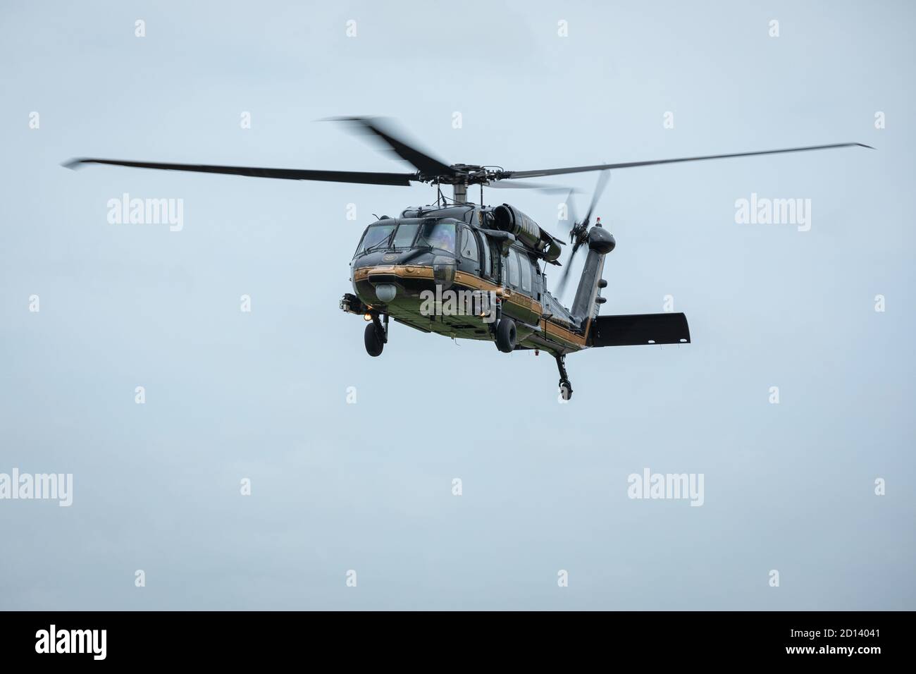 Las tripulaciones de las operaciones aéreas y marinas de CBP llegan a Luisiana el 26 de agosto de 2020, antes de que el huracán Laura llegue a tierra. Las tripulaciones están en fase de preparación para posibles operaciones de búsqueda y rescate. Foto de stock