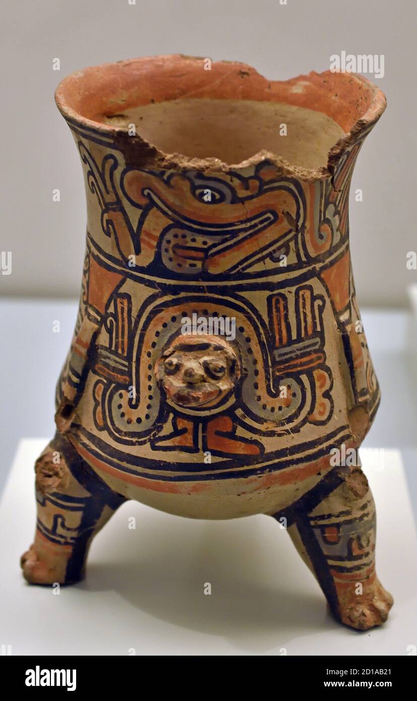 Serpiente emplumada o Quetzalcoatl síntesis de la Tierra y el Cielo período VI Nicoya 1000 - 1500 AD Costa Rica ( Quetzalcoatl, Dios del viento y la Sabiduría ) Foto de stock