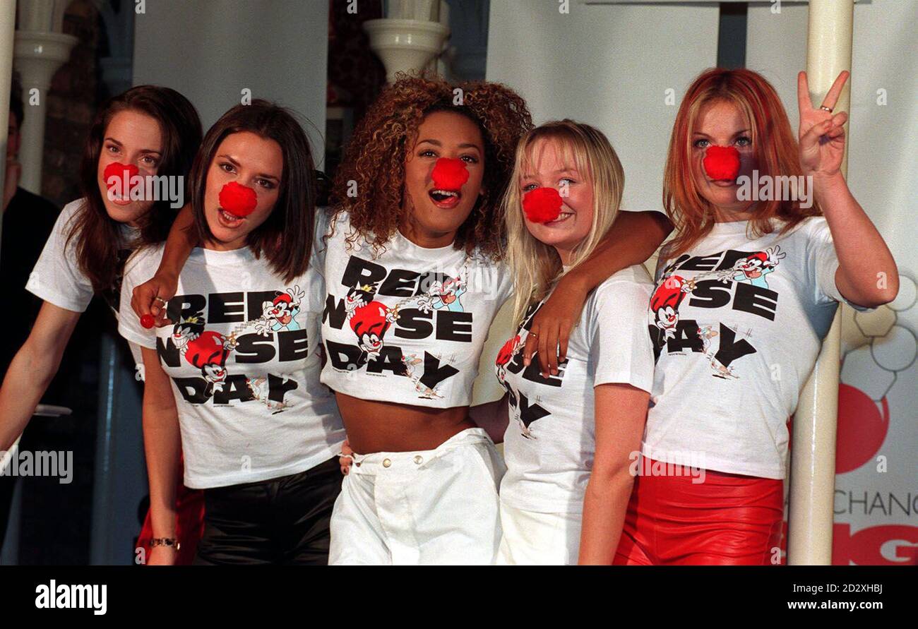 Las Spice Girls L R Mel C Victoria Mel B Emma Y Geri Ayudan A Lanzar El Sexto Dia De La Nariz Roja En Londres Esta Manana Jueves Comic Relief Ha Recaudado Mas Las Spice Girls L R Mel C Victoria Mel B Emma Y Geri Ayudan A Lanzar El Sexto Dia De La Nariz Roja En Londres Esta Manana Jueves Comic Relief Ha Recaudado Mas