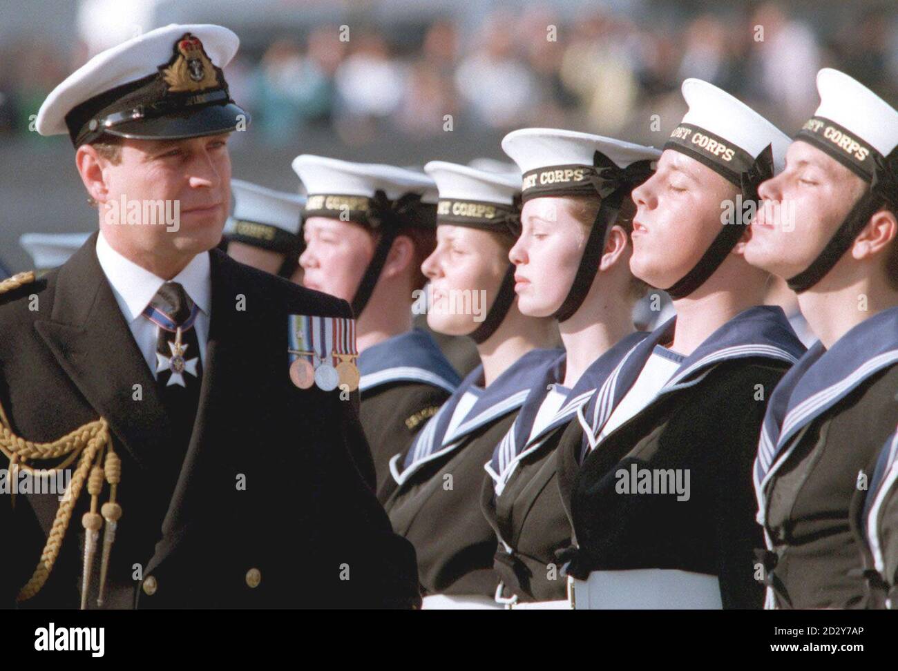 Uniforme de la marina francesa fotografías e imágenes de alta resolución -  Alamy