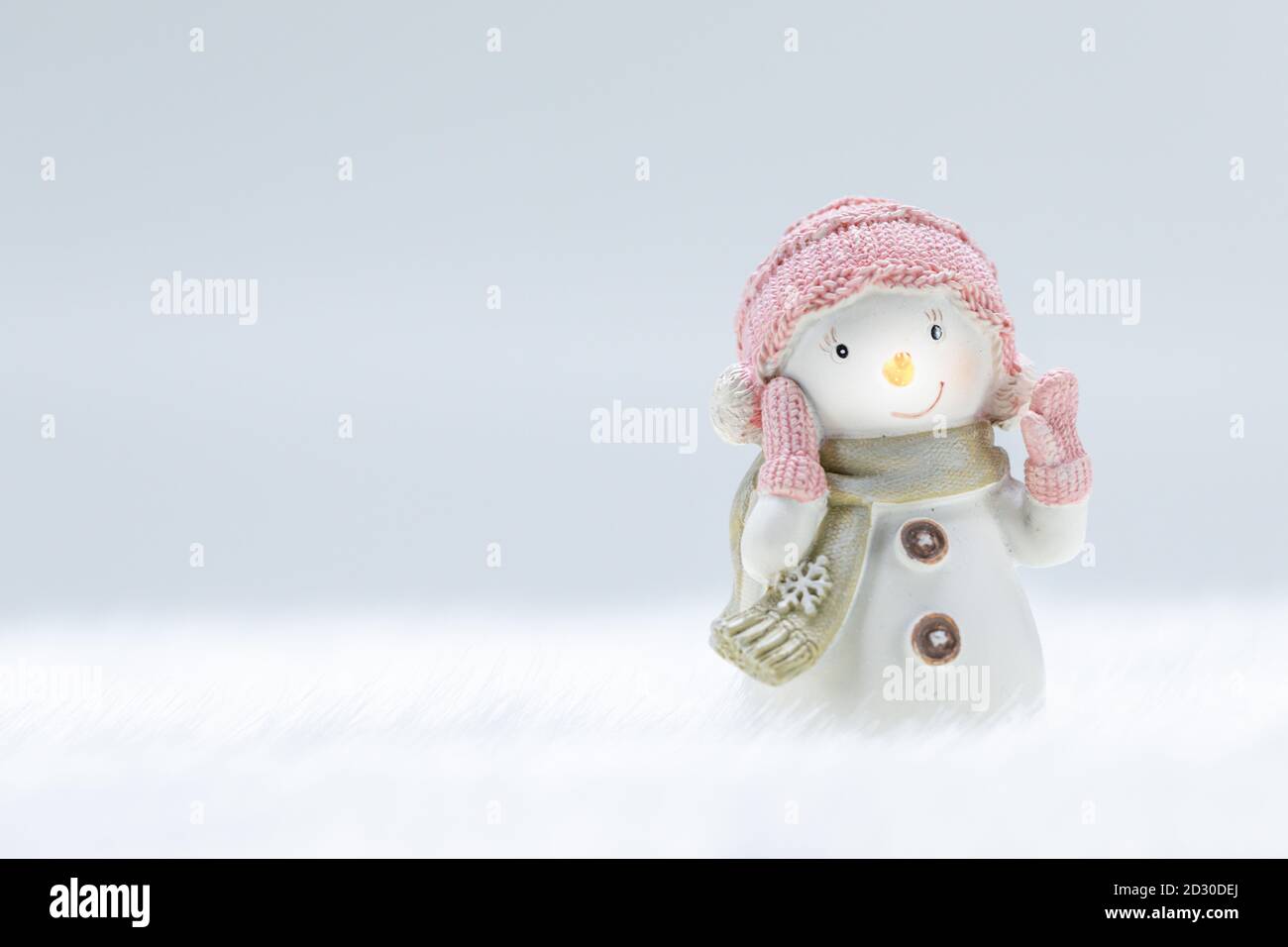 Muñeco de nieve femenino fotografías e imágenes de alta resolución - Alamy