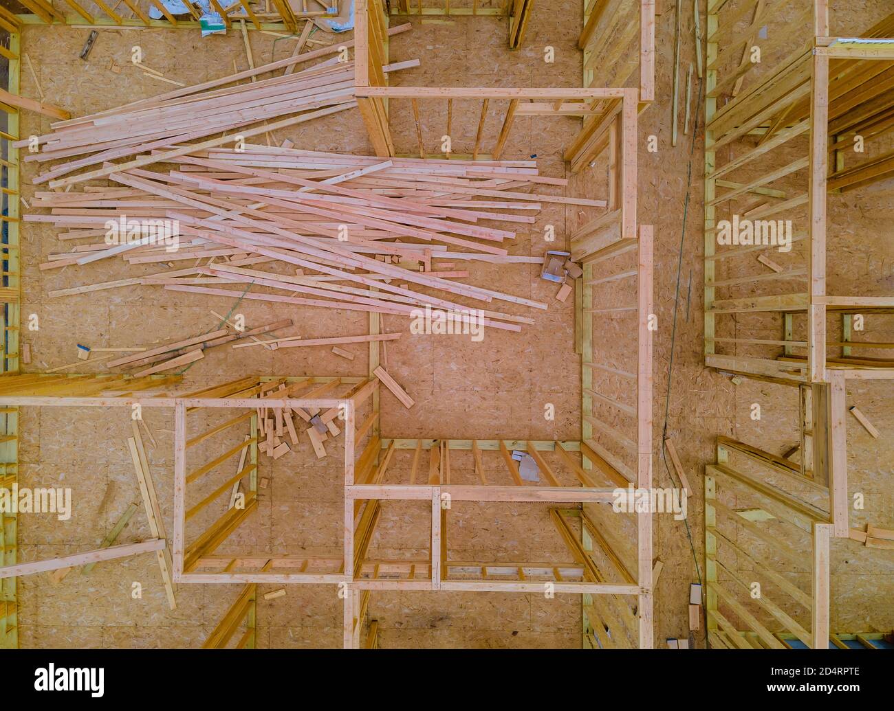Casa de vigas de madera de construcción residencial de encuadre inicio Foto de stock