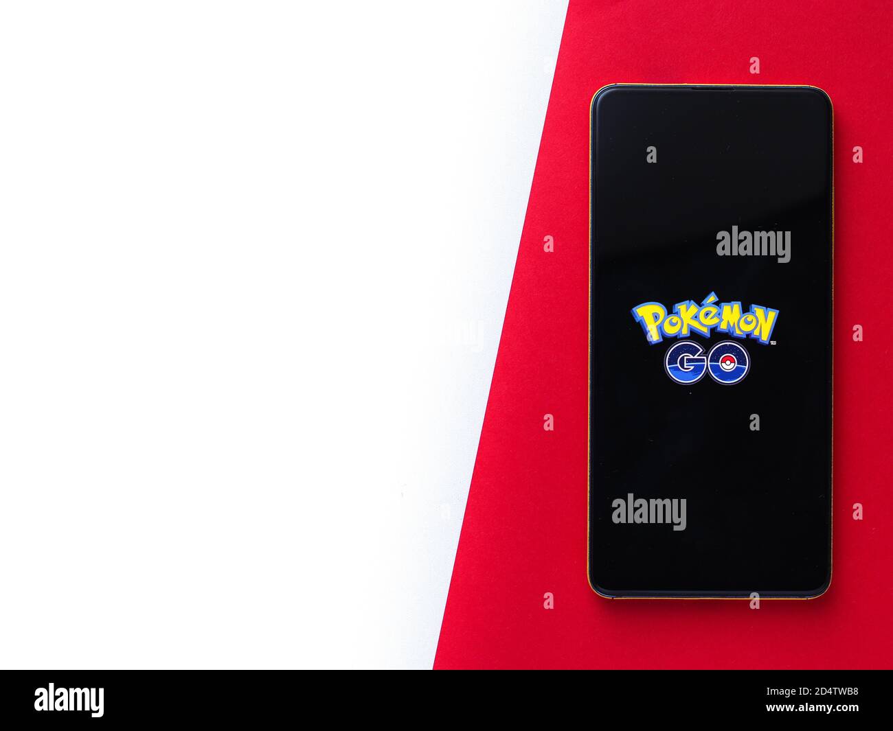 Assam, india - 11 de octubre de 2020 : logotipo de Pokemon go en pantalla  del teléfono imagen de stock Fotografía de stock - Alamy