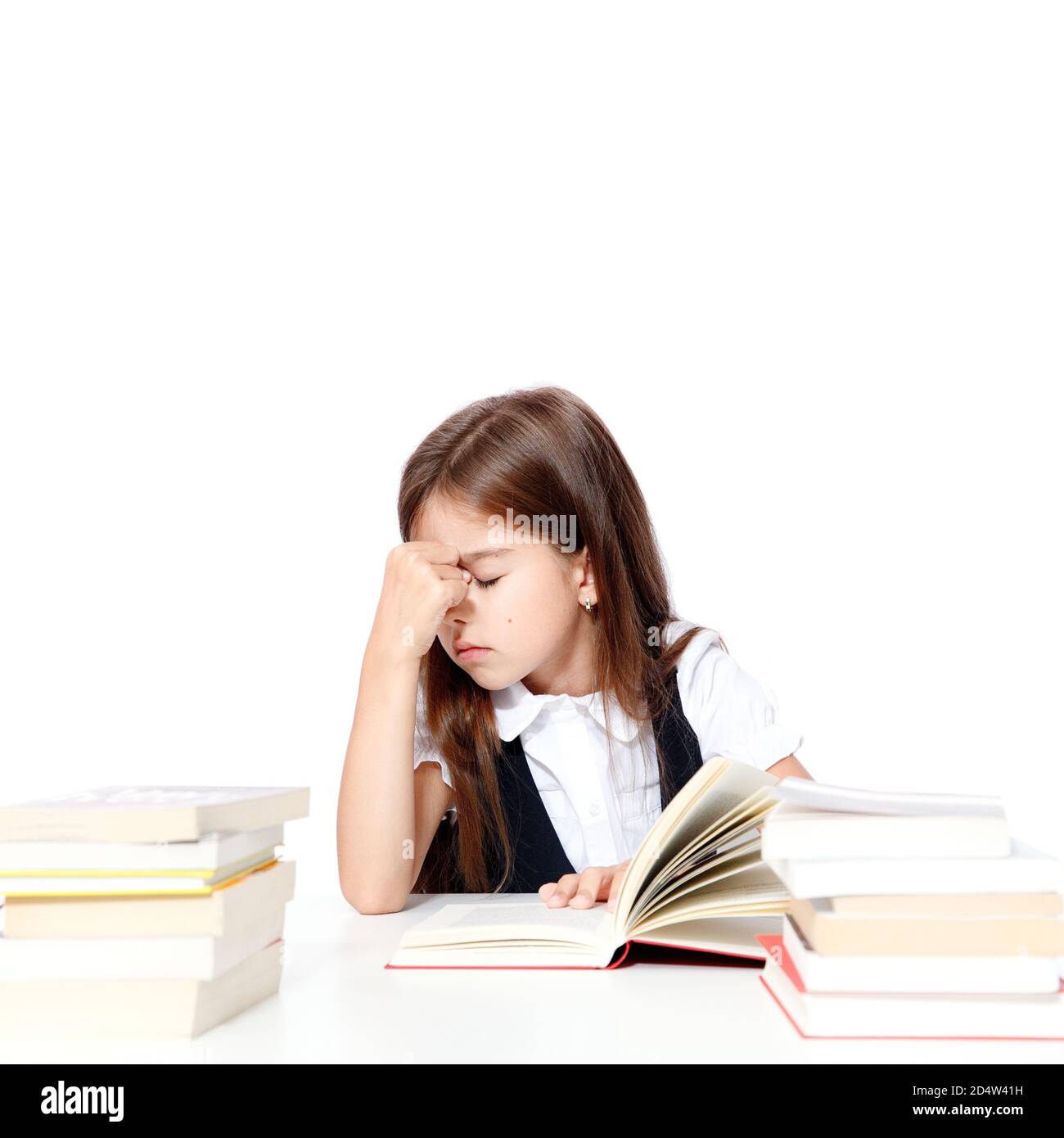 ¡de vuelta a la escuela! Concepto de educación, lectura y aprendizaje. Foto de stock