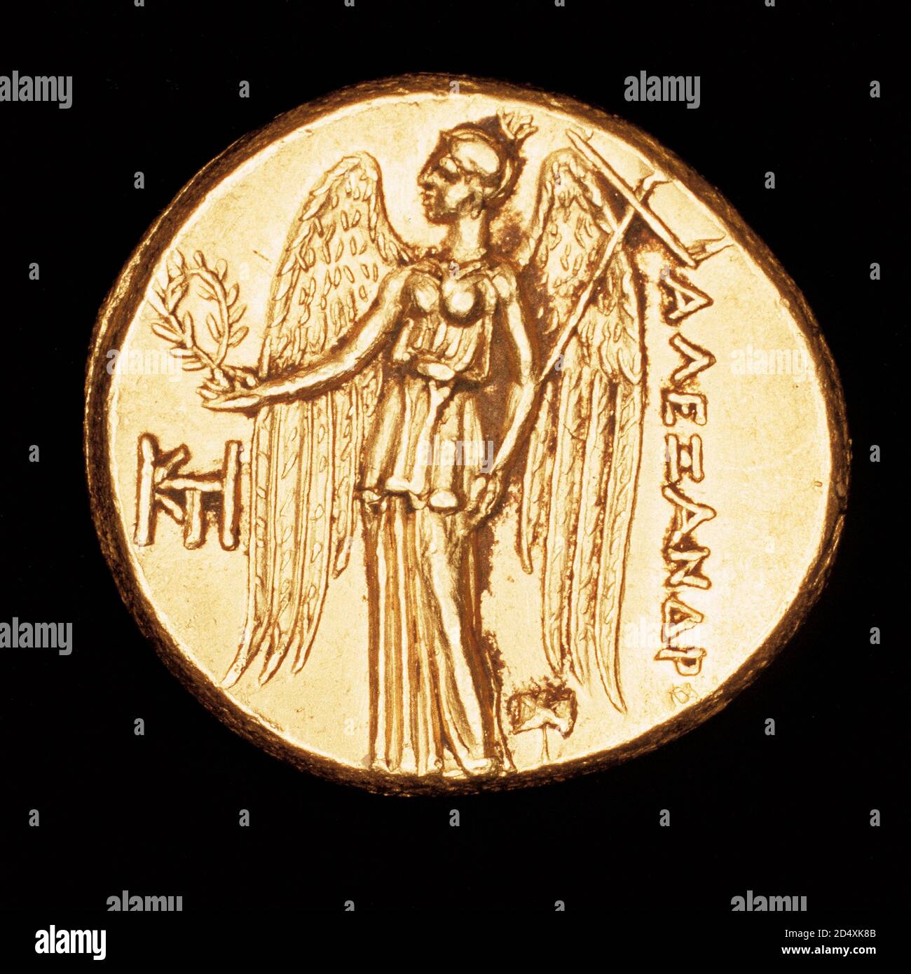 Moneda griega antigua rara, Estater de Oro, Reverse, Diosa de la Victoria  de Nike con Corona Laurel Wreath 336 BC Fotografía de stock - Alamy