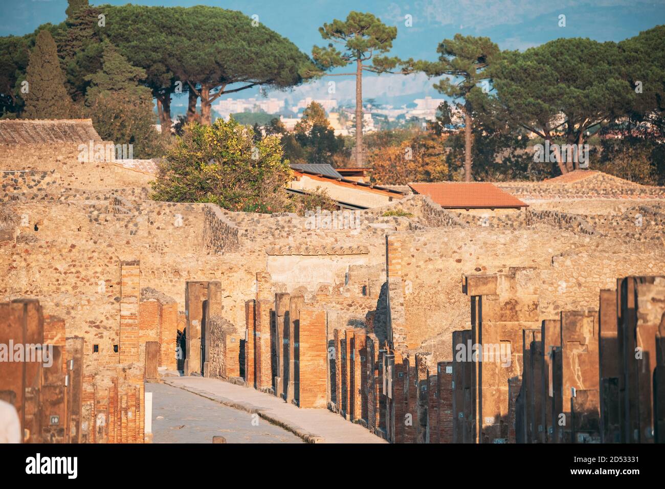 Pompeya, Italia. Restos de edificios antiguos en el Territorio Foro de Pompeya Foto de stock
