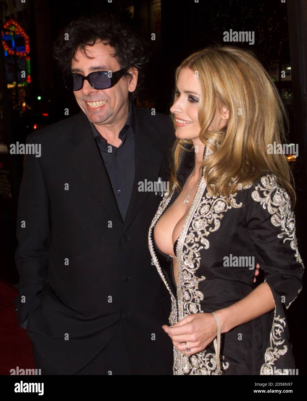 Director Tim Burton and girlfriend actress Lisa Marie arrive for the  premiere of Burton's new film " Sleepy Hollow" November 17 in Hollywood.  [Lisa Marie stars as Lady Crane in the film