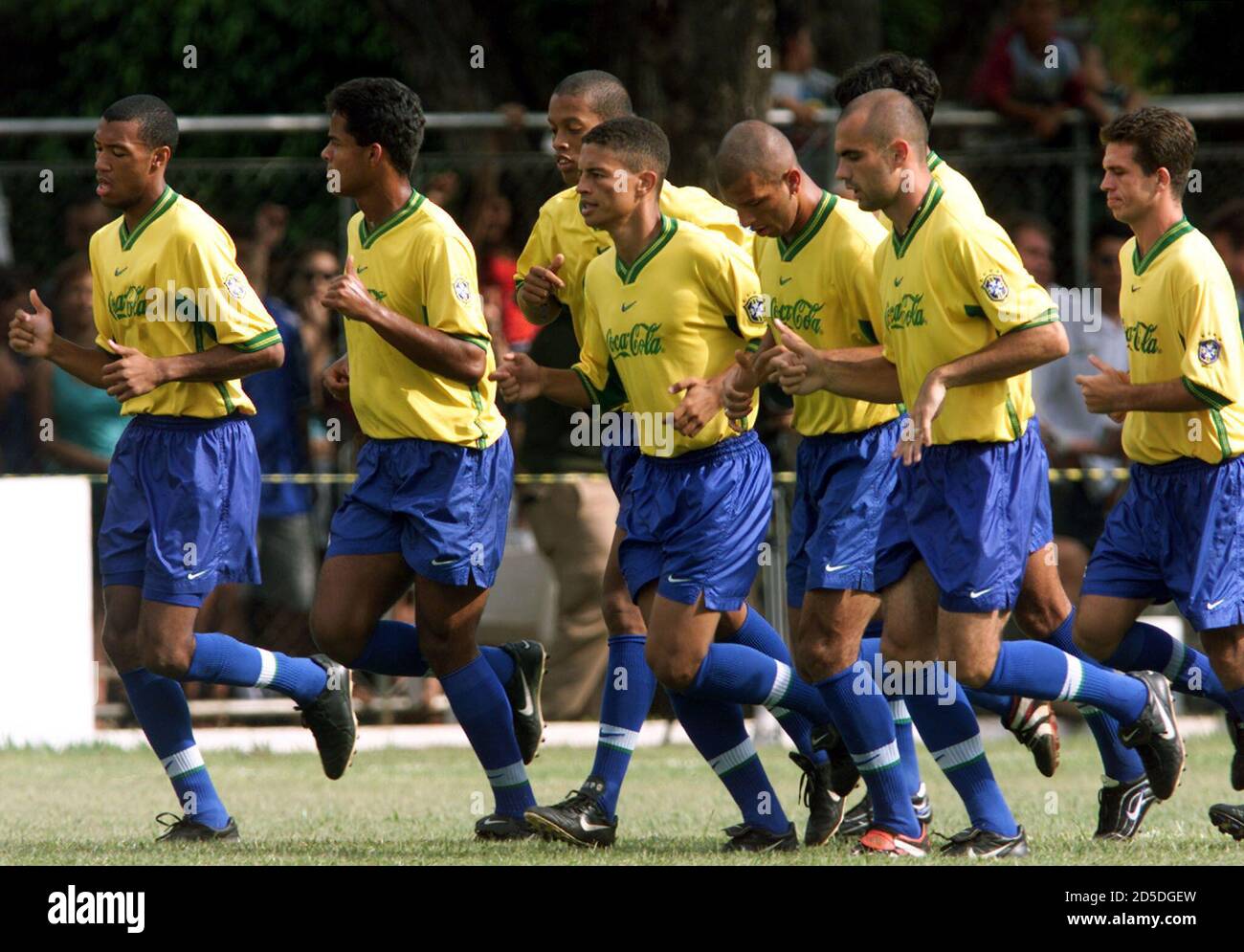 cometer de repuesto Excelente El equipo brasileño de fútbol menor de 23 años practica durante su sesión  de entrenamiento en Londrina, enero de 25. Brasil enfrentará a Venezuela  mañana en el Grupo A del torneo preolímpico
