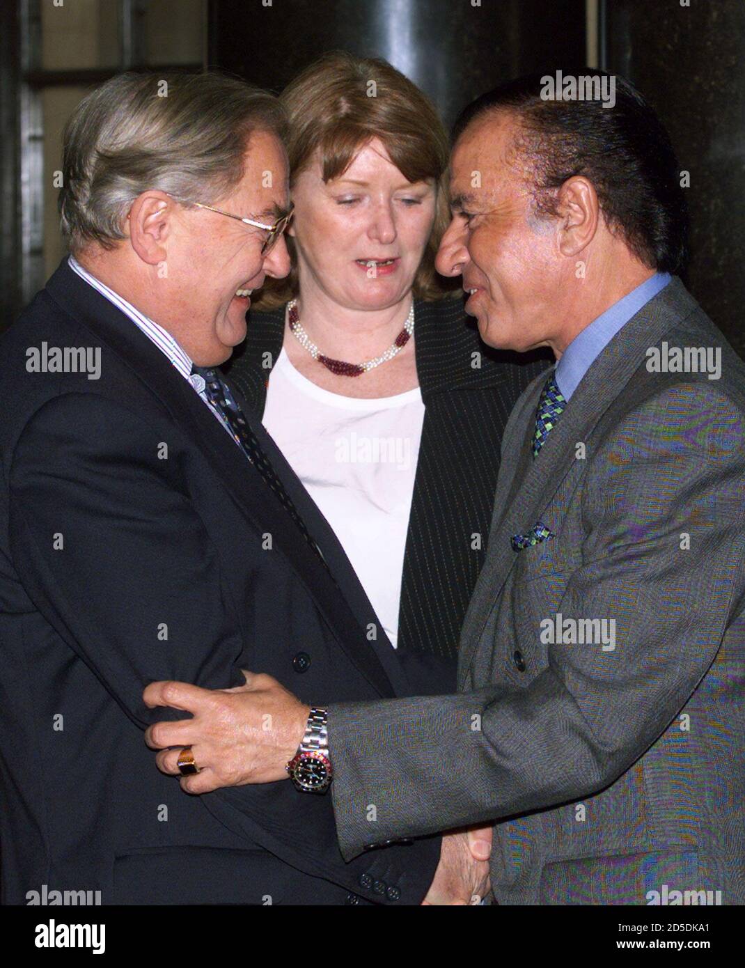 Tony Blair Carlos Menem Prime Fotos E Imagenes De Stock Alamy