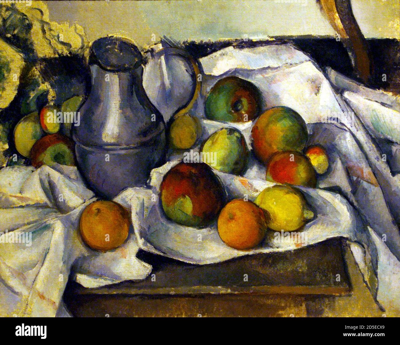 La vida de Paul Cezanne 'Bouilloire et fruits' se exhibe en la sala de  exposiciones de Londres en la casa de subastas internacional Sotheby's,  noviembre de 17. La pintura, que no ha
