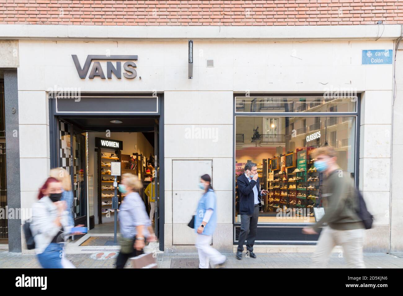 Vans Store Fotos e Imágenes de stock - Alamy