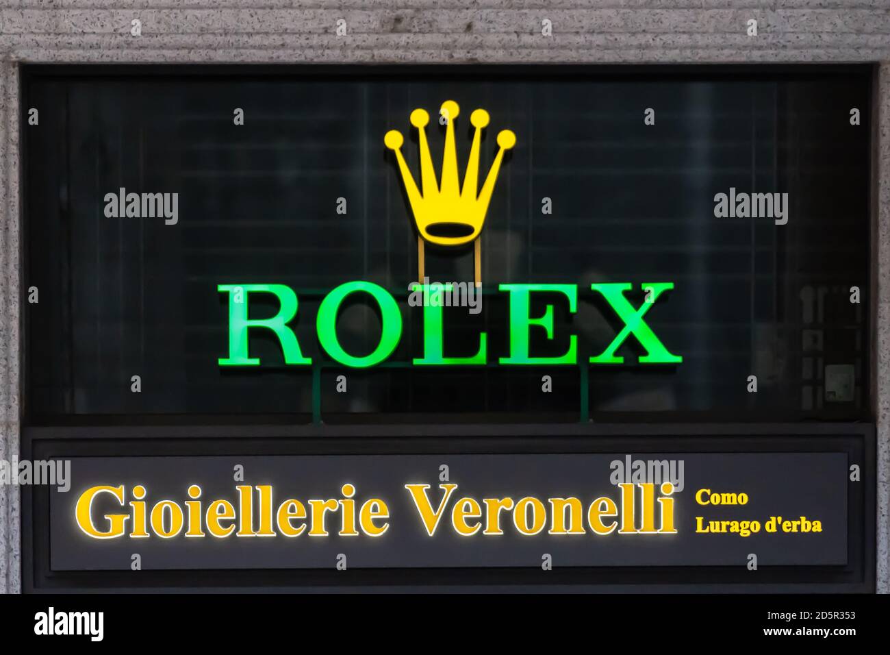 Logotipo de la Marca Rolex en el exterior de una tienda. Rolex es un  fabricante suizo de relojes de lujo con sede en Ginebra. Como, Italia -  10.11.2019 Fotografía de stock - Alamy