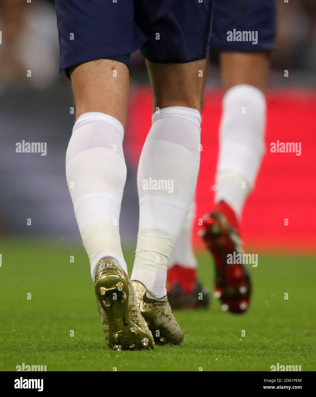 Detalle de las botas de fútbol doradas de Harry Kane Fotografía de stock -  Alamy
