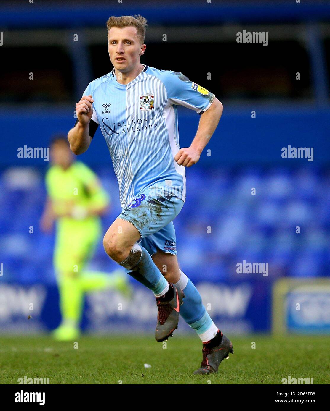 Jamie Allen de Coventry City en acción Foto de stock