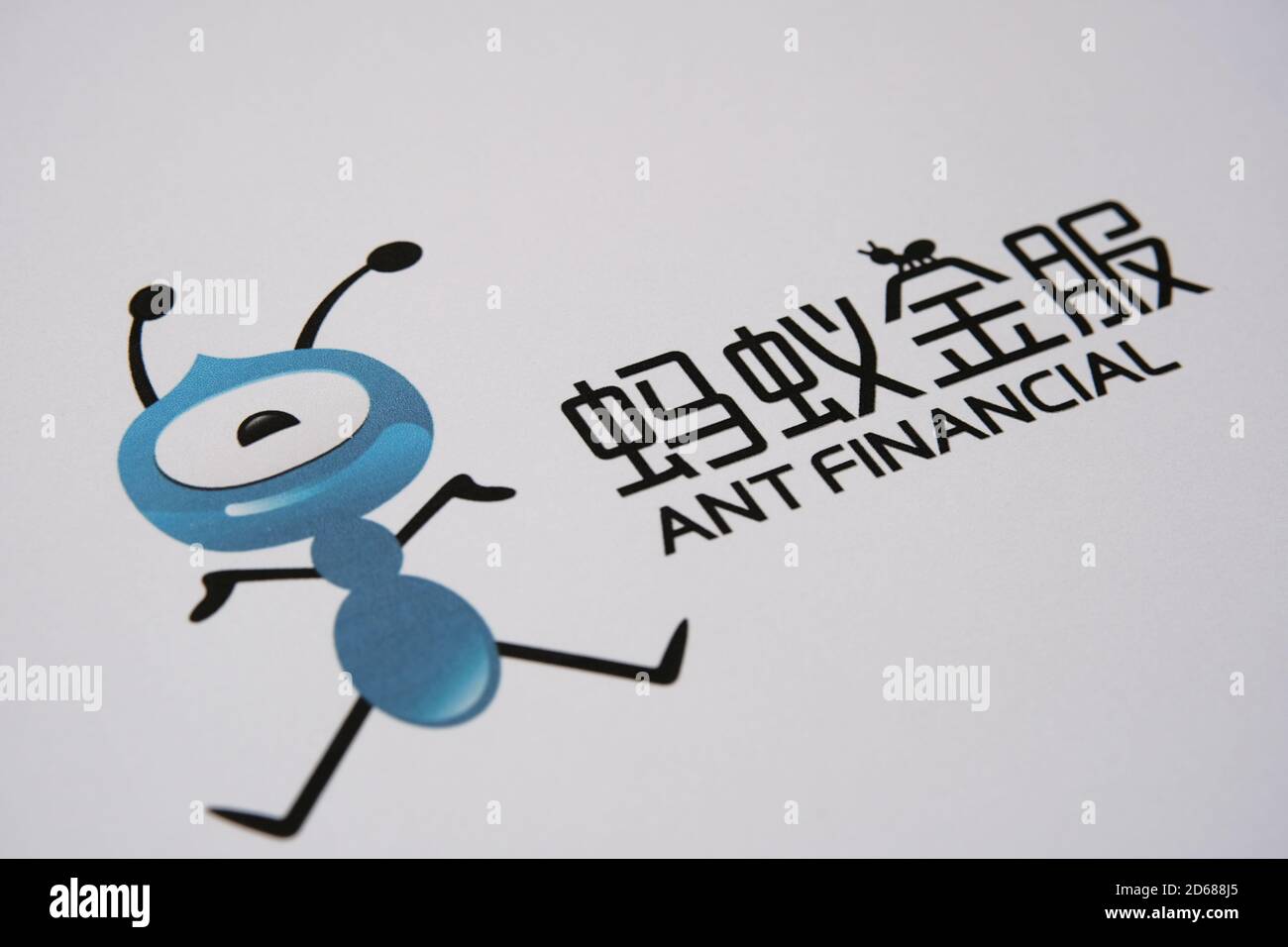 Documento con el logotipo del grupo Ant Financial Foto de stock