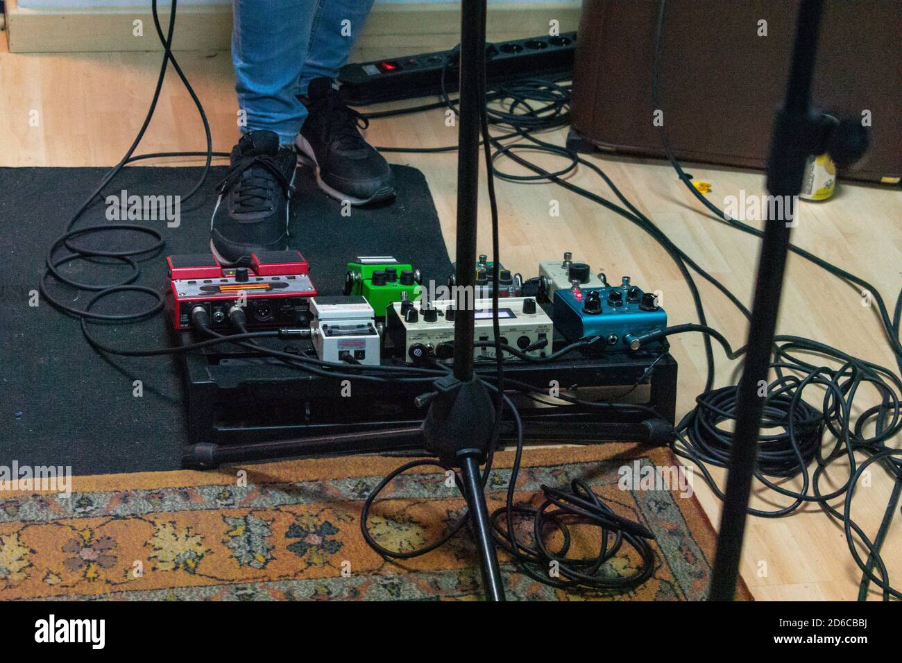 puma blue pedalboard