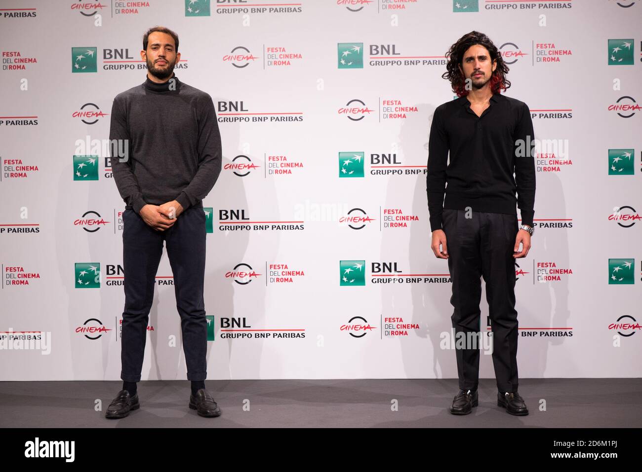 Roma, Italia. 17 de octubre de 2020. Valerio Santucci, Gipo Fasano Director Photovall le Eumeidi Roma (Italia), 17/10/2020 Photo Pool Festa del Cinema/ Insidemoto crédito: Insidefoto srl/Alamy Live News Foto de stock