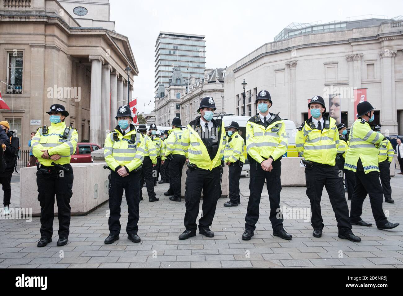 Stand Up X con Piers Corbyn (hermano de Jeremy Corbyn) Rally en el centro de Londres compartiendo su mensaje de Libertad y Anti Lockdown, Masks y Corona Foto de stock