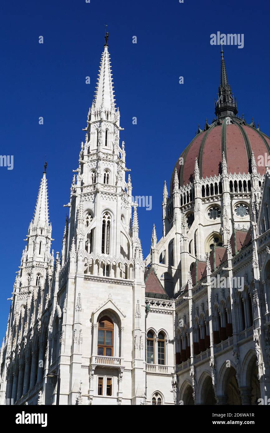 Edificio del Parlamento húngaro (Országház), distrito 5, Budapest, Hungría, Magyarország, Europa Foto de stock