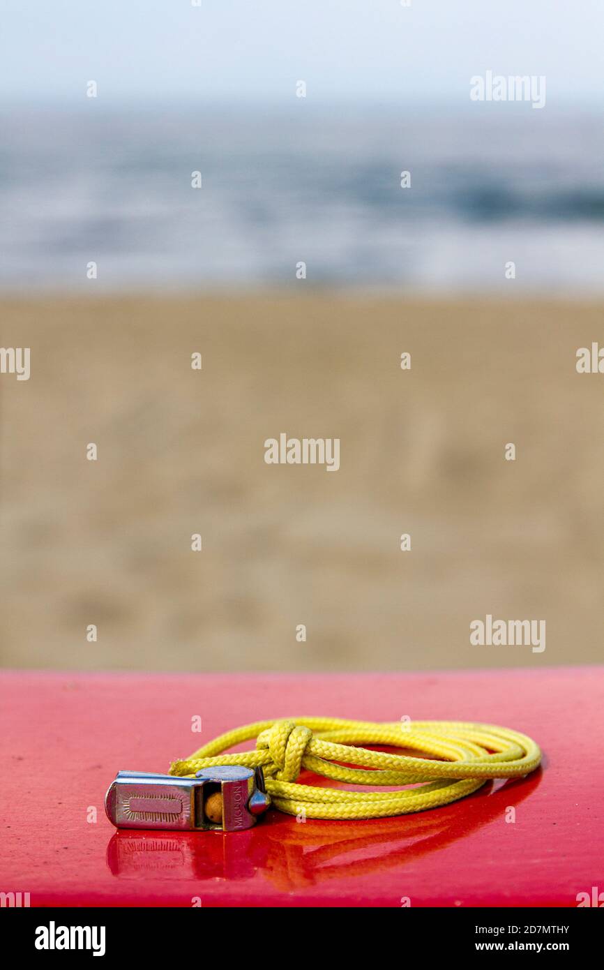 Silbato de agua fotografías e imágenes de alta resolución - Alamy