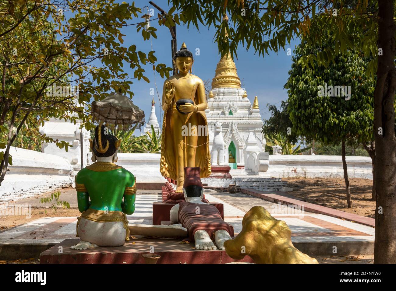 Estatua del templo Shin Bin Maha Laba Man, Salay, Myanmar Foto de stock