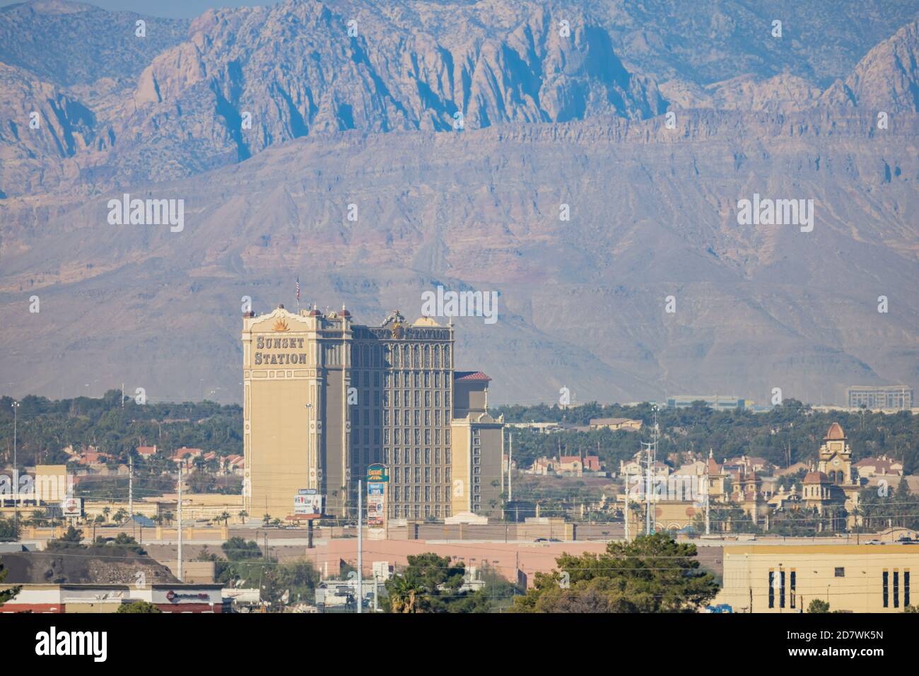 Las Vegas, 17 DE OCTUBRE de 2020 - Vista soleada del famoso horizonte de la avenida principal Foto de stock