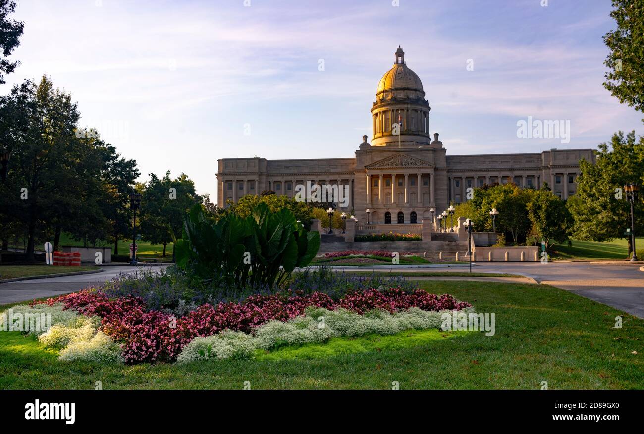 El Capitolio del Estado de Kentucky Frankfort casa de las tres ramas El gobierno estatal del Commonwealth de Kentucky Foto de stock
