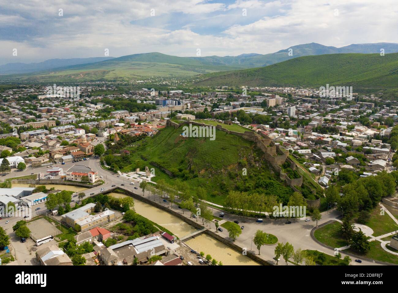 Fortaleza de Gori (Castillo de Gori), una ciudadela medieval en Gori, Georgia, Cáucaso, Europa. Foto de stock