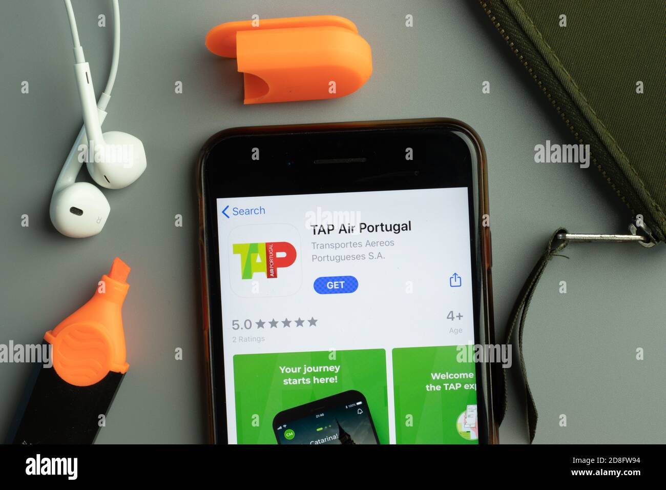 compacto Roca Morbosidad Nueva York, EE.UU. - 26 de octubre de 2020: TAP Air Portugal móvil app  icono logotipo en la pantalla del teléfono primer plano, editorial  ilustrativa Fotografía de stock - Alamy