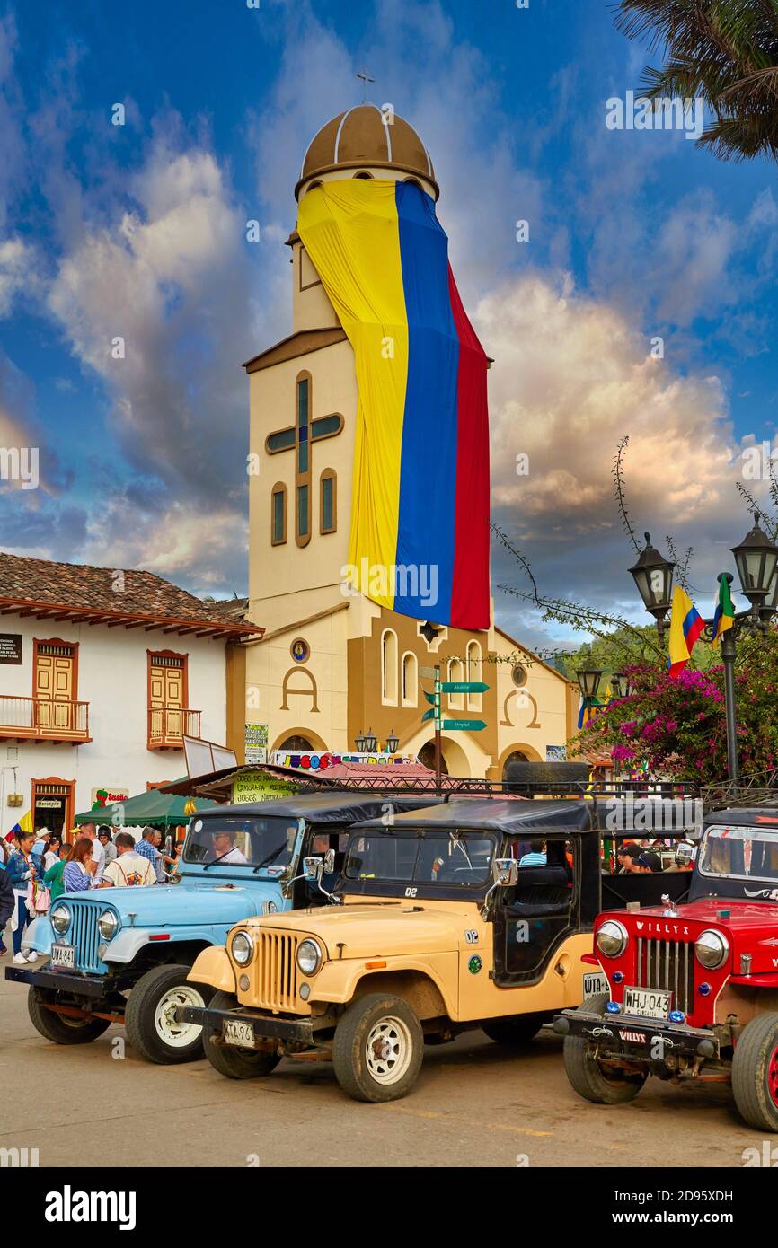 Iglesia nuestra Señora del Carmen, Jeep Willys, Salento, Quindío