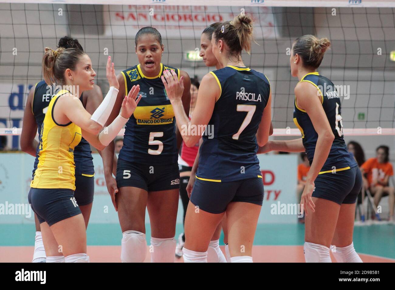 Nazionale femminile di pallavolo giapponese fotografías e imágenes de
