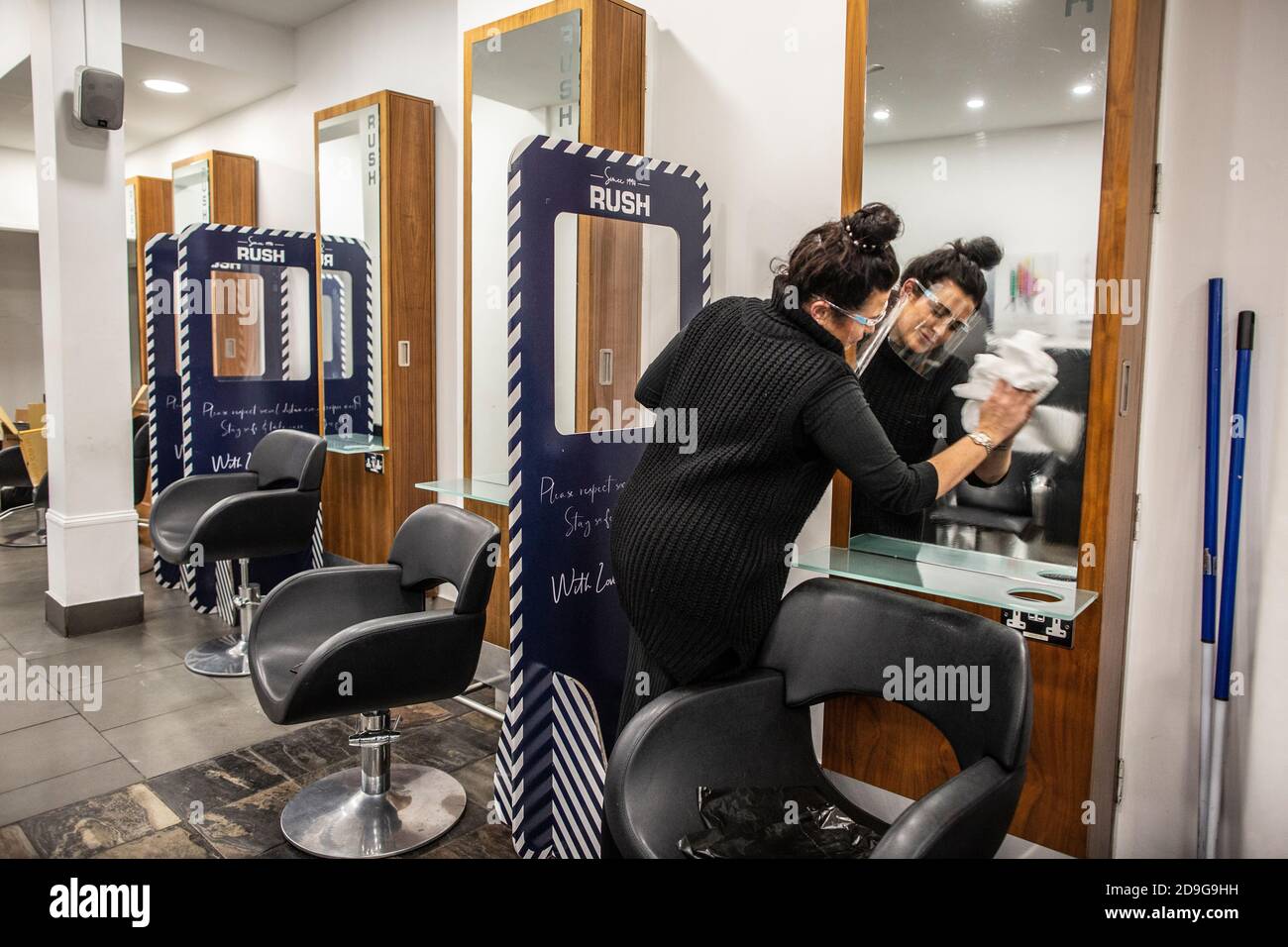 peluquero estaciones espejo salón peluquería muebles peluquero estilo espejo  estaciones maquillaje salón espejo con led