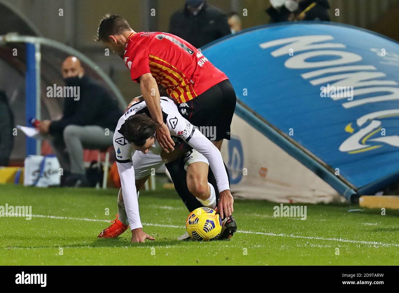 Gianluca Lapadula Jogador Benevento Durante Partida Campeonato Italiano  Série Entre — Fotografia de Stock Editorial © VincenzoIzzo #535950414