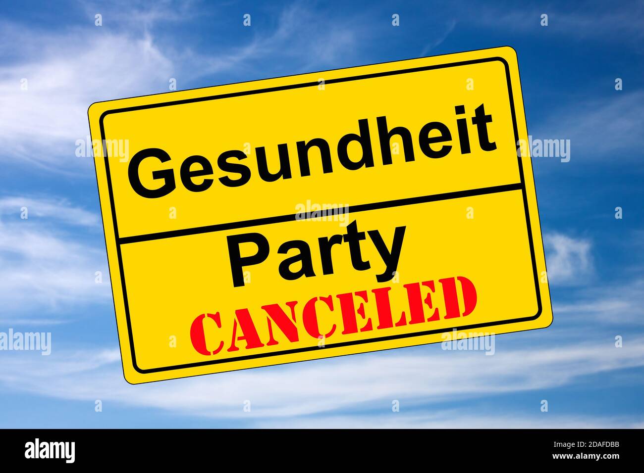 Ortschild auf Himmel Party canceló kontra Gesundheit Foto de stock