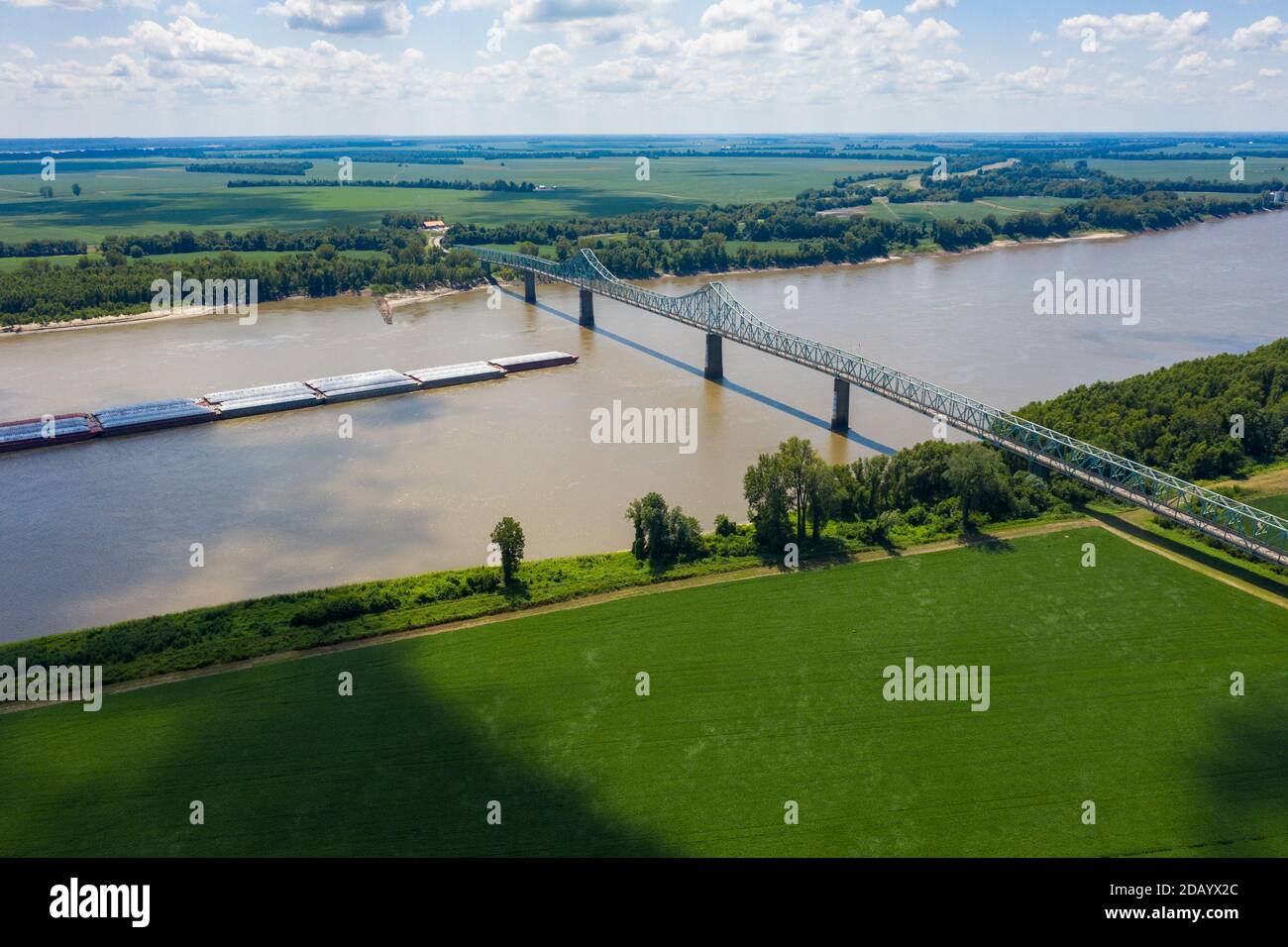Puente del Río Mississippi en el Cairo, IL, EE.UU Foto de stock