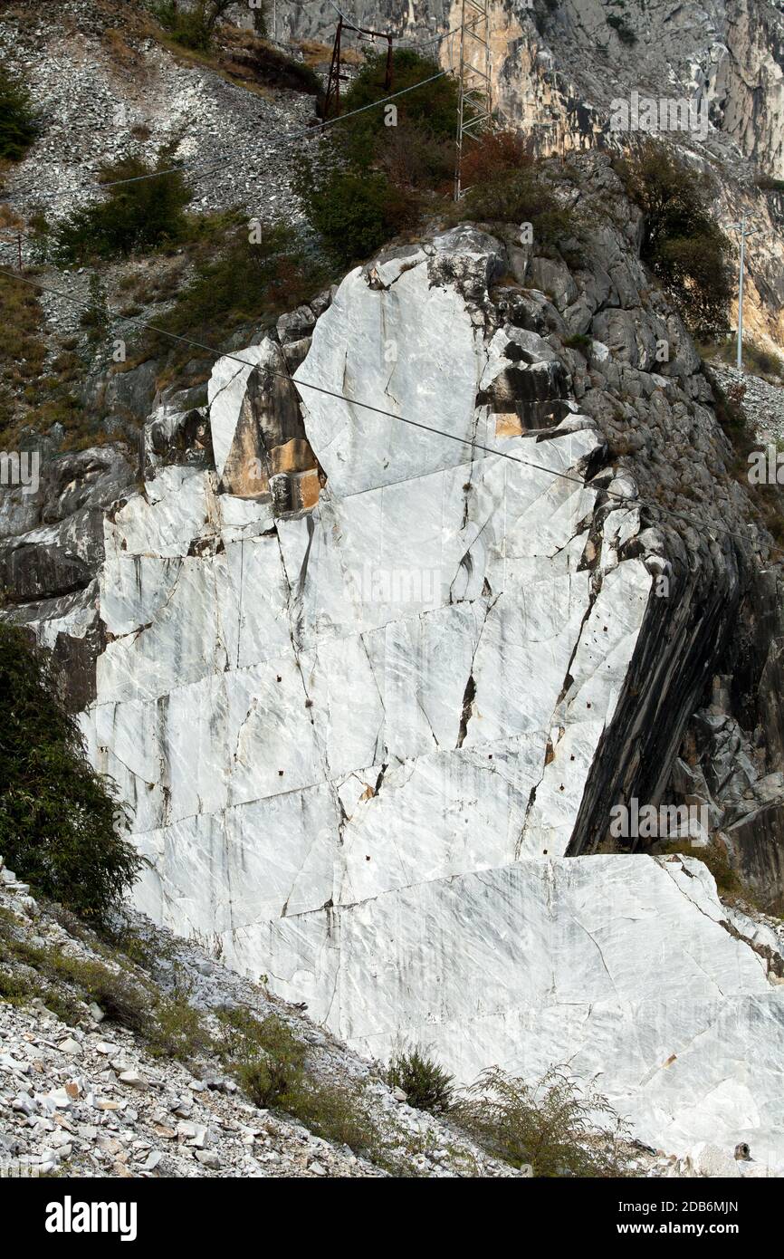 Las Canteras de Mármol - Alpes Apuanos , Carrara, Toscana, Italia