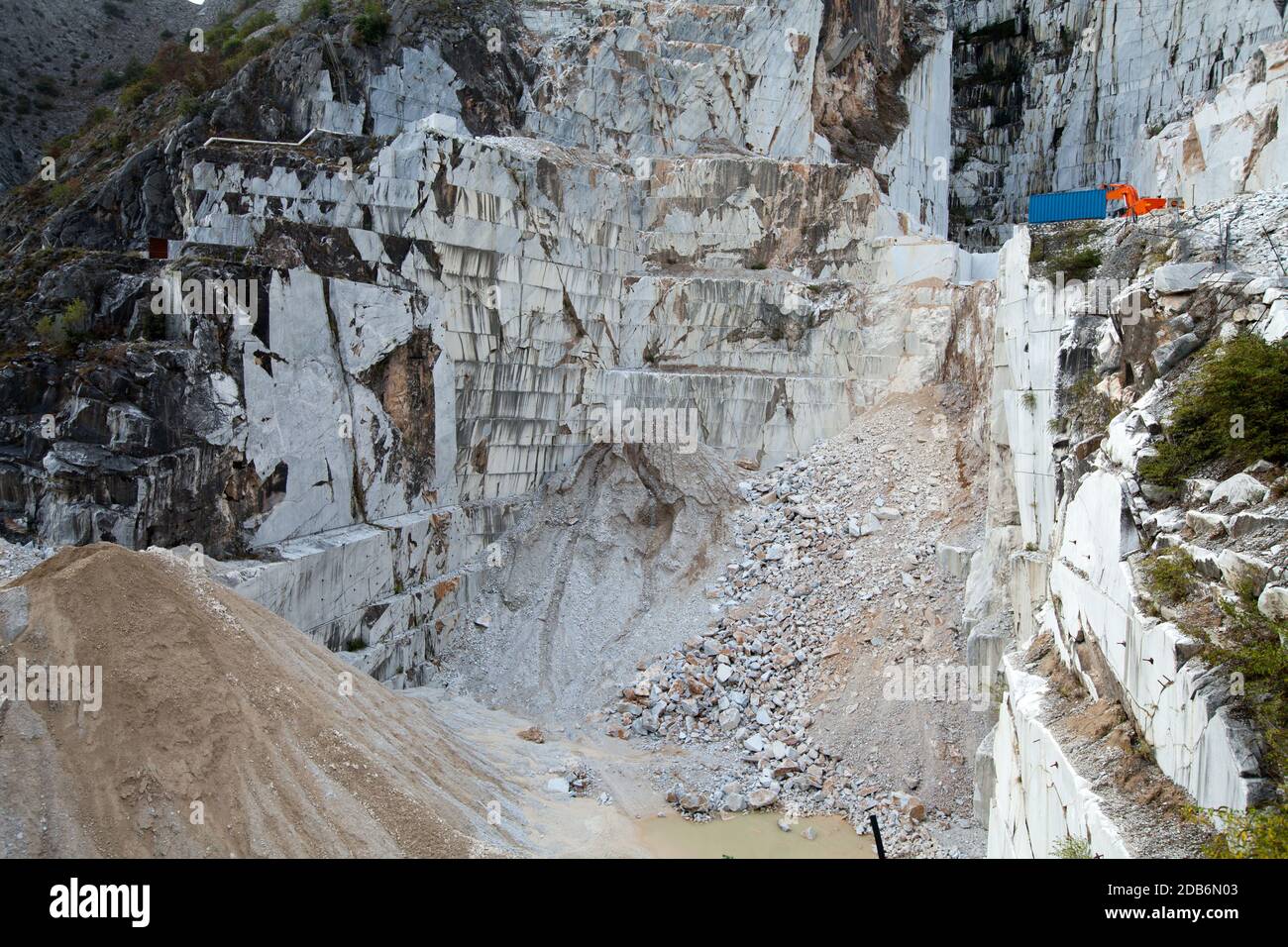 Las Canteras de Mármol - Alpes Apuanos , Carrara, Toscana, Italia