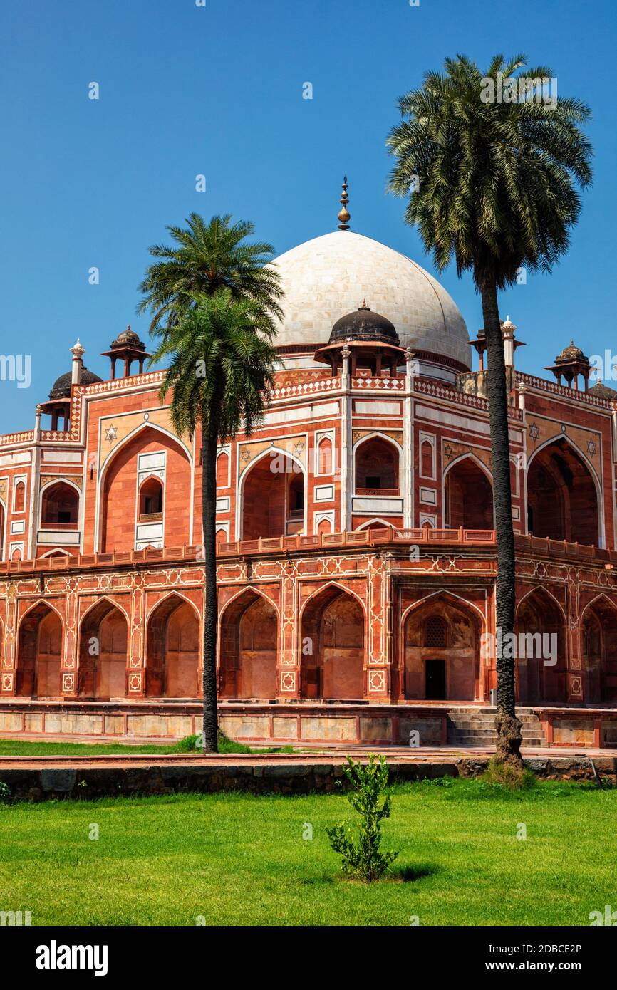 La tumba de Humayun famoso destino de atracción turística. Delhi, India