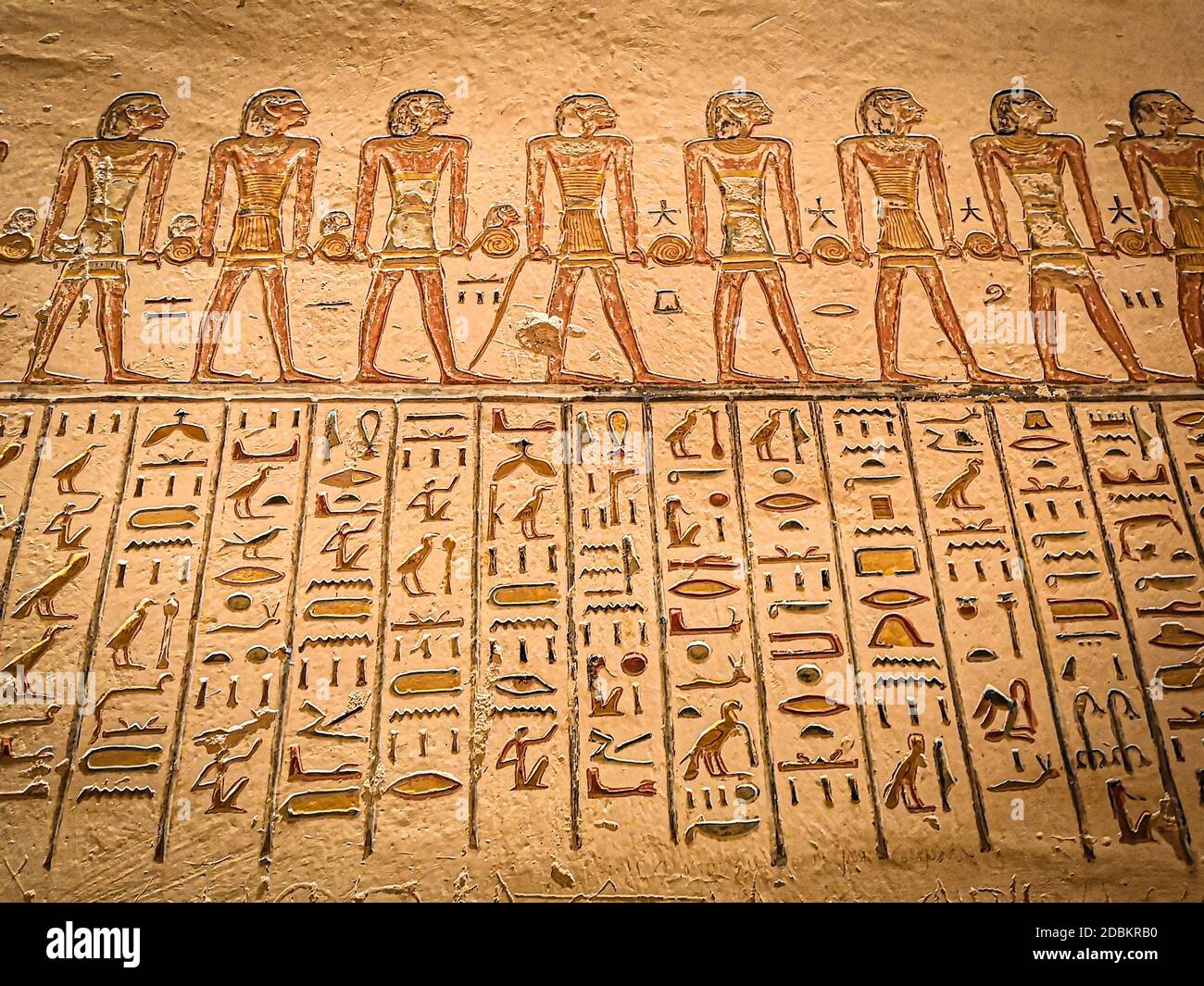 Escritura egipcia antigua, jeroglíficos egipcios Fotografía de stock Alamy