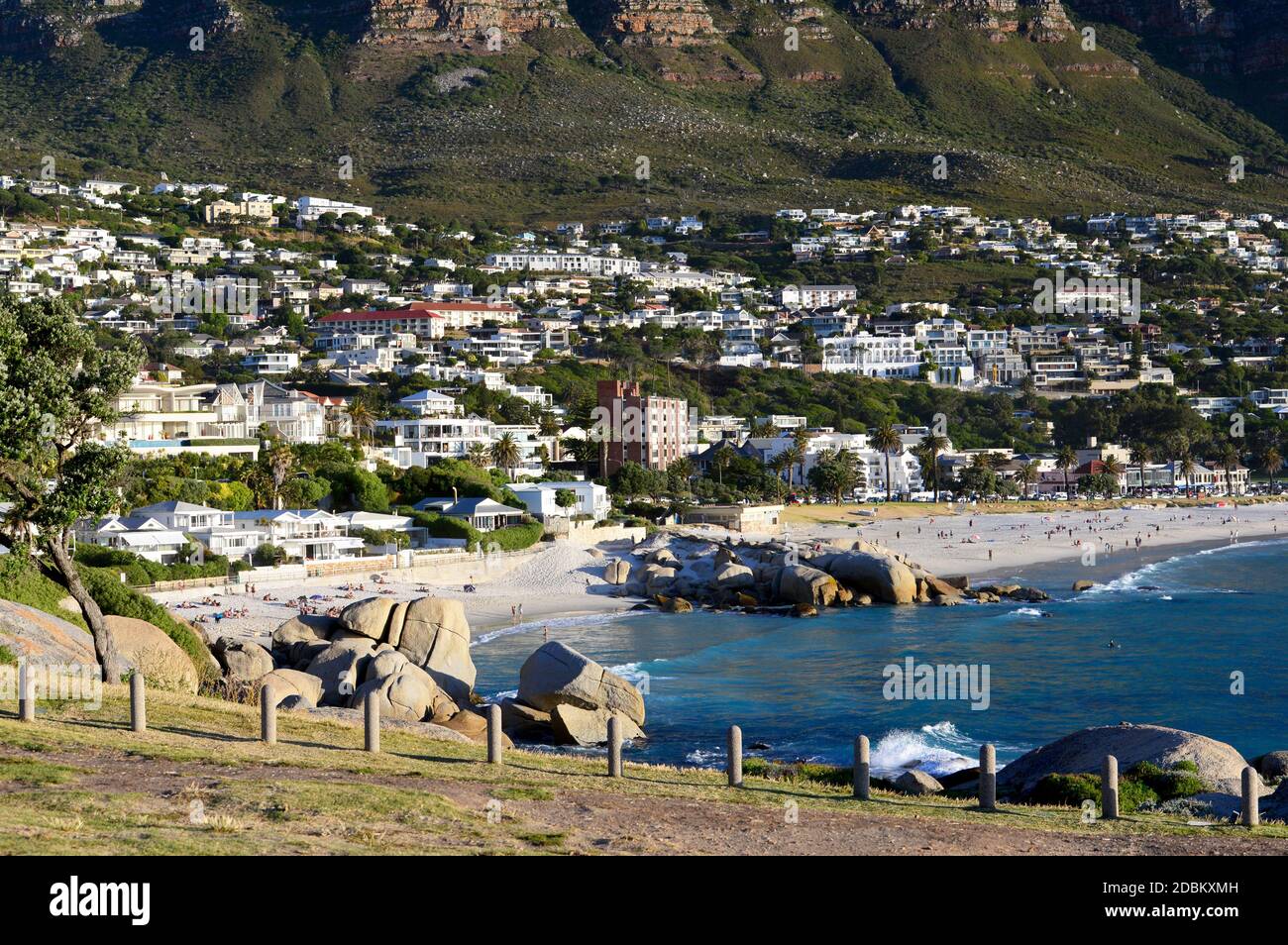 Camps Bay, Ciudad del Cabo Foto de stock