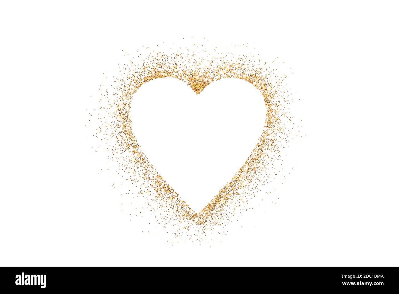 Forma de corazón sobre brillo dorado sobre fondo blanco Fotografía de stock  - Alamy