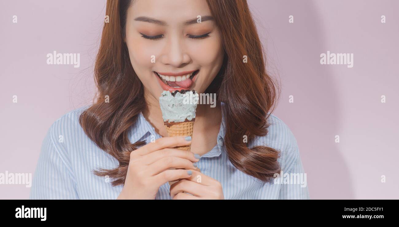 Modelo De Cono De Helado Fotografías E Imágenes De Alta Resolución Alamy