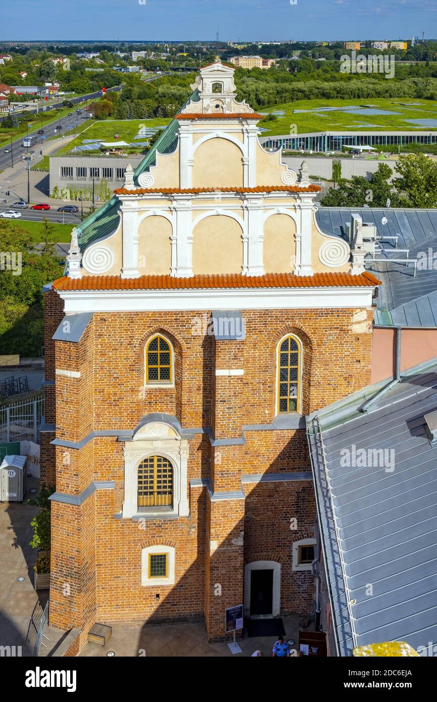Lublin, Lubelskie / Polonia - 2019/08/18: Capilla de la Santísima Trinidad dentro de la fortaleza real medieval del castillo de Lublin en el barrio histórico Foto de stock