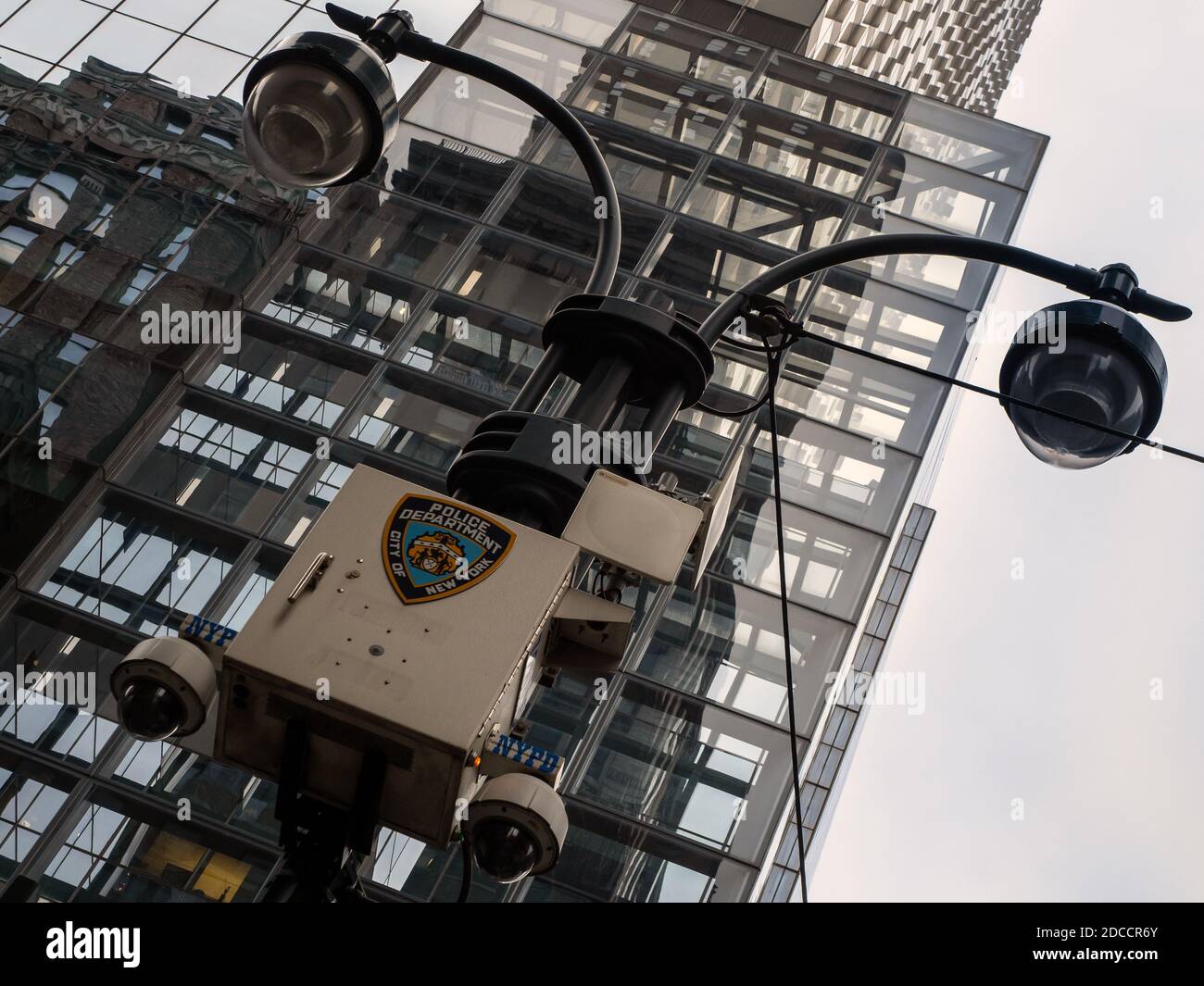 NUEVA YORK, EE.UU.: Cámaras de seguridad de la policía de NYPD Foto de stock