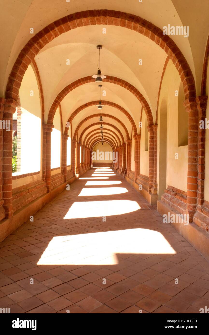 Claustro de Kloster Lehnin, antiguo monasterio cisterciense, Brandeburgo, Alemania Foto de stock