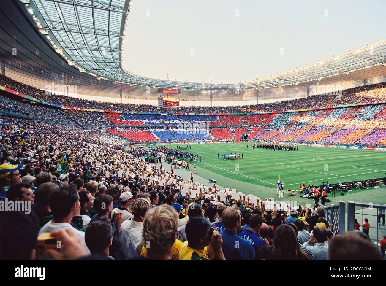 Una visión general de la Stade de France antes de la Copa Mundial de Fútbol de la FIFA Francia contra Brasil partido final en Saint-Denis, cerca de París, Francia, 12 de julio de 1998. Francia ganó 3-0. Foto de Lionel Hahn/ABACAPRESS.COM Foto de stock