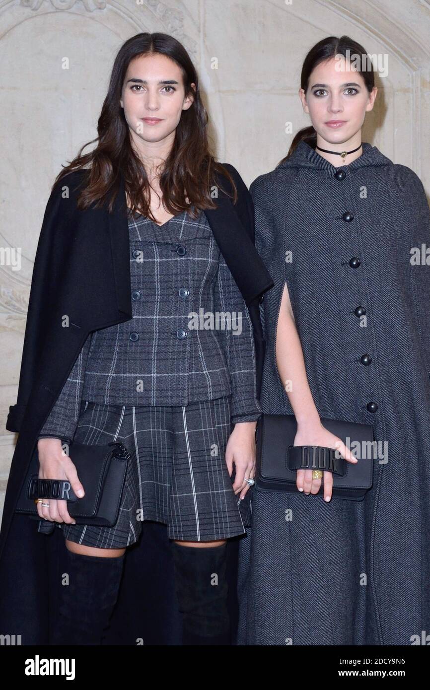 Viola Arrivabene y Vera Arrivabene asistieron al espectáculo Christian Dior  como parte de la Semana de la Moda de París ropa de mujer Otoño/Invierno  2018/2019 en París, Francia el 27 de febrero
