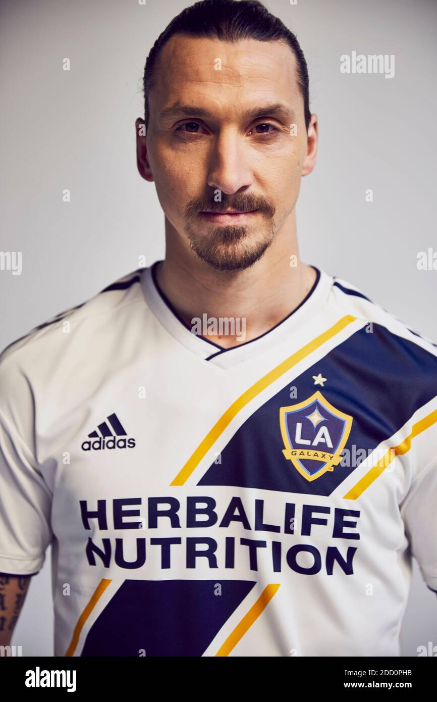 Fotos del folleto - Fotos oficiales de Zlatan Ibrahimovic uniéndose al  equipo de fútbol LA Galaxy en 2018 después de jugar con Manchester United.  Foto de Jon Shard/LA Galaxy/ABACAPRESS.COM Fotografía de stock -